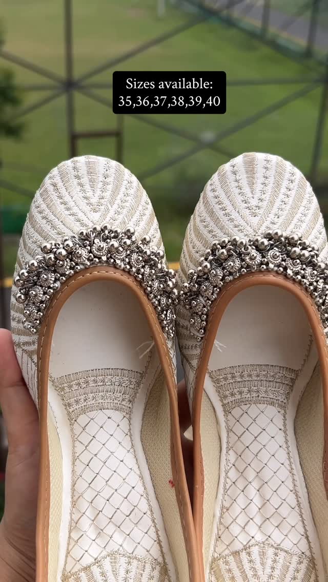 White Payal Jutti